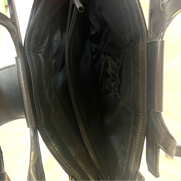 NWT Vintage Ferragamo Black Ladies Business Handbag w/ unbranded dust cover bag - Picture 8 of 11